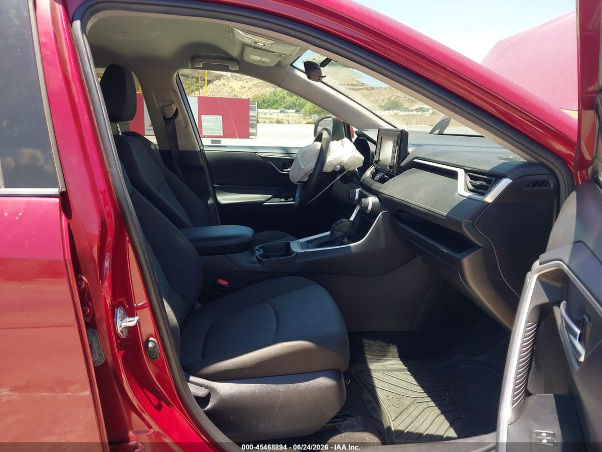 2021 TOYOTA RAV4 XLE — снимка 5