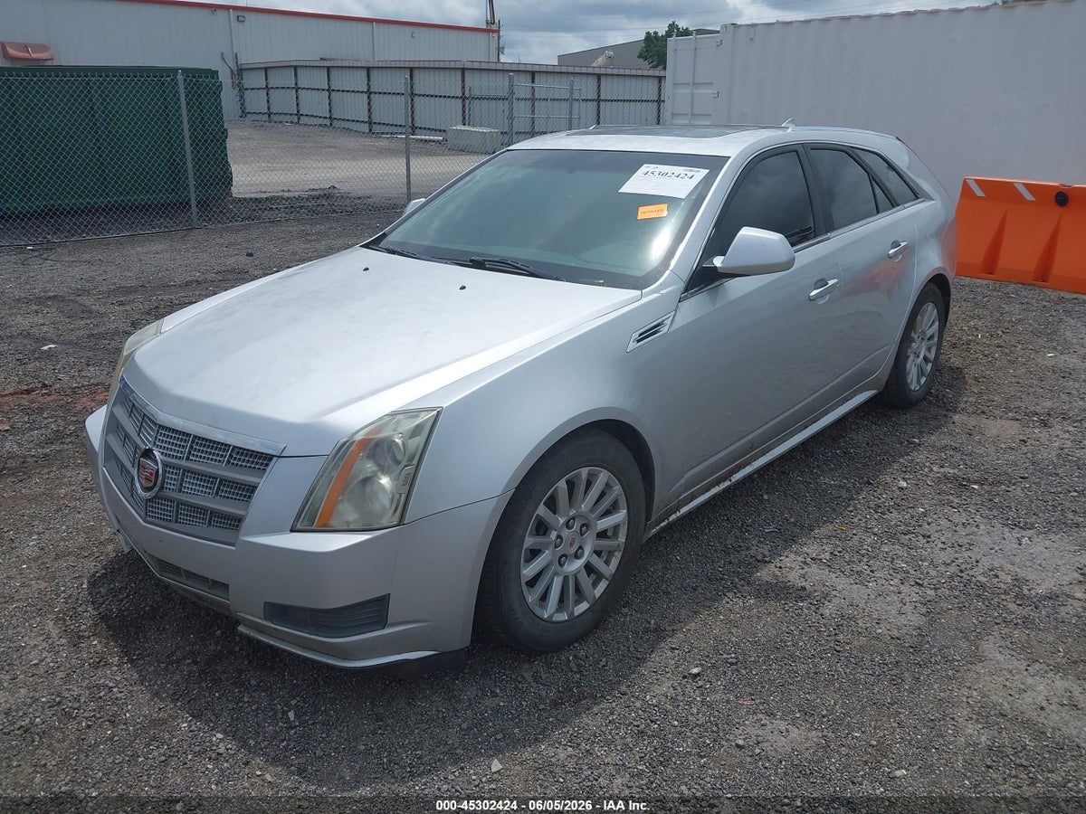 2010 CADILLAC CTS LUXURY — снимка 2