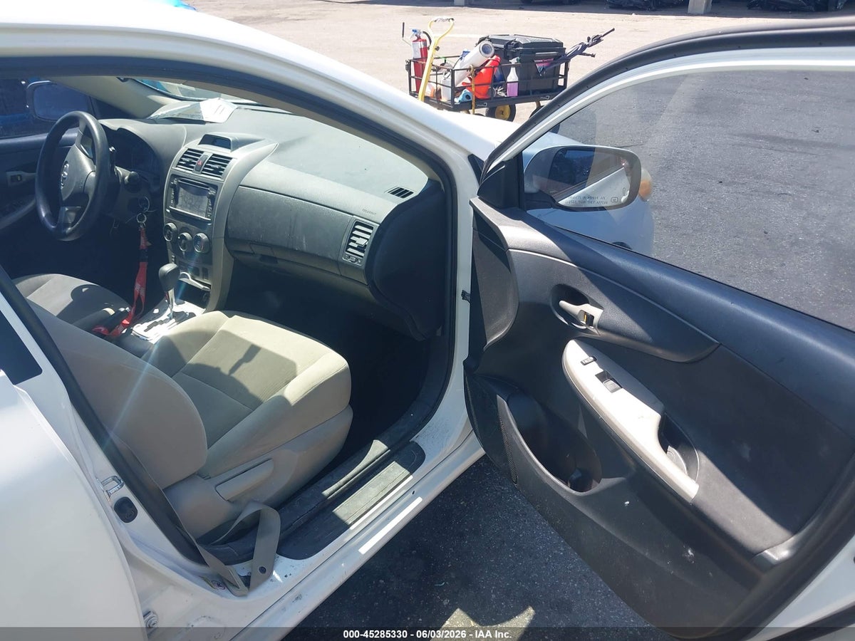 2013 TOYOTA COROLLA LE — снимка 5