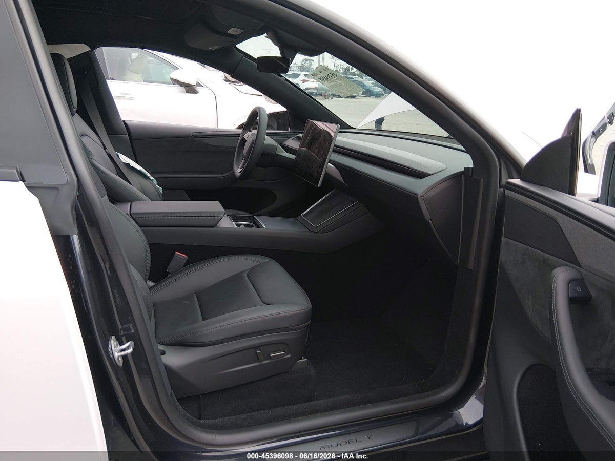 2026 TESLA MODEL Y — снимка 5