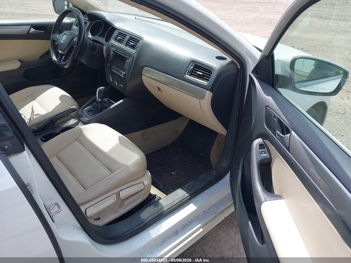 2015 VOLKSWAGEN JETTA 1.8T SE — снимка 5