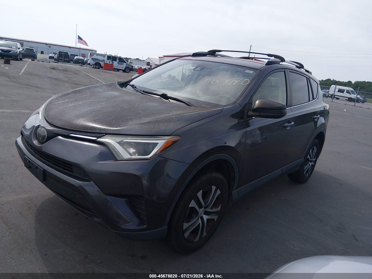 2018 TOYOTA RAV4 LE — снимка 2
