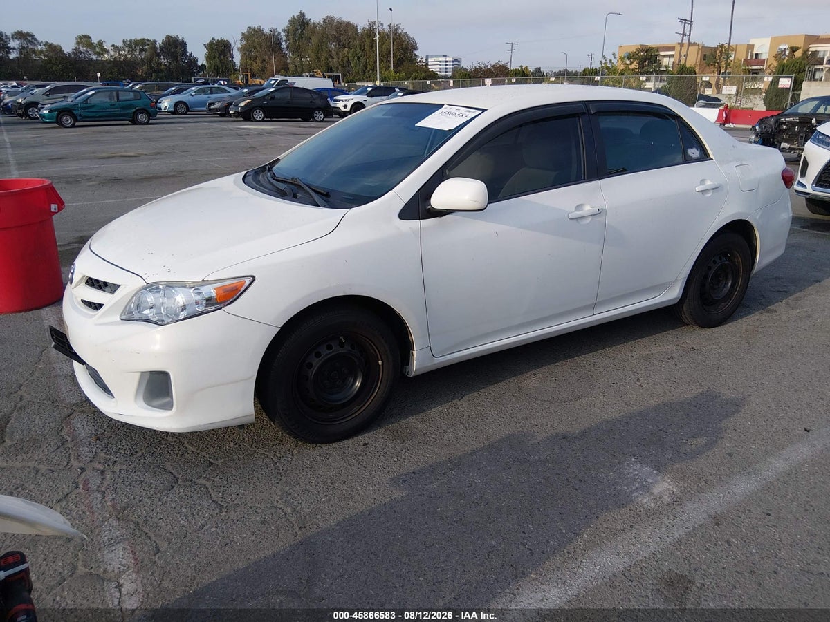 2011 TOYOTA COROLLA LE — снимка 2