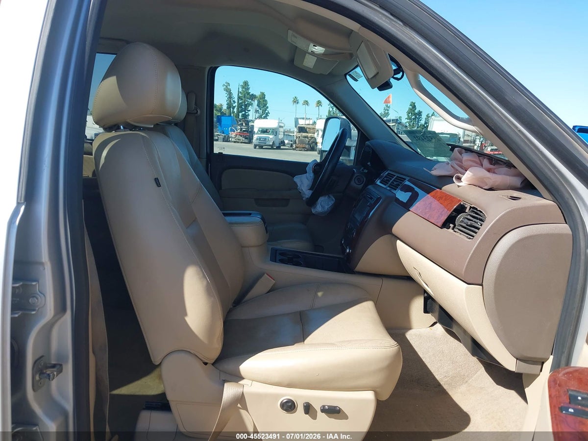 2014 CHEVROLET SILVERADO 2500HD LTZ — снимка 5