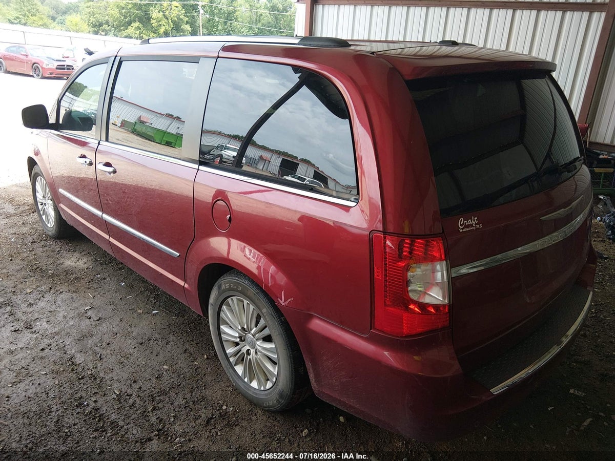 2014 CHRYSLER TOWN & COUNTRY LIMITED — снимка 3