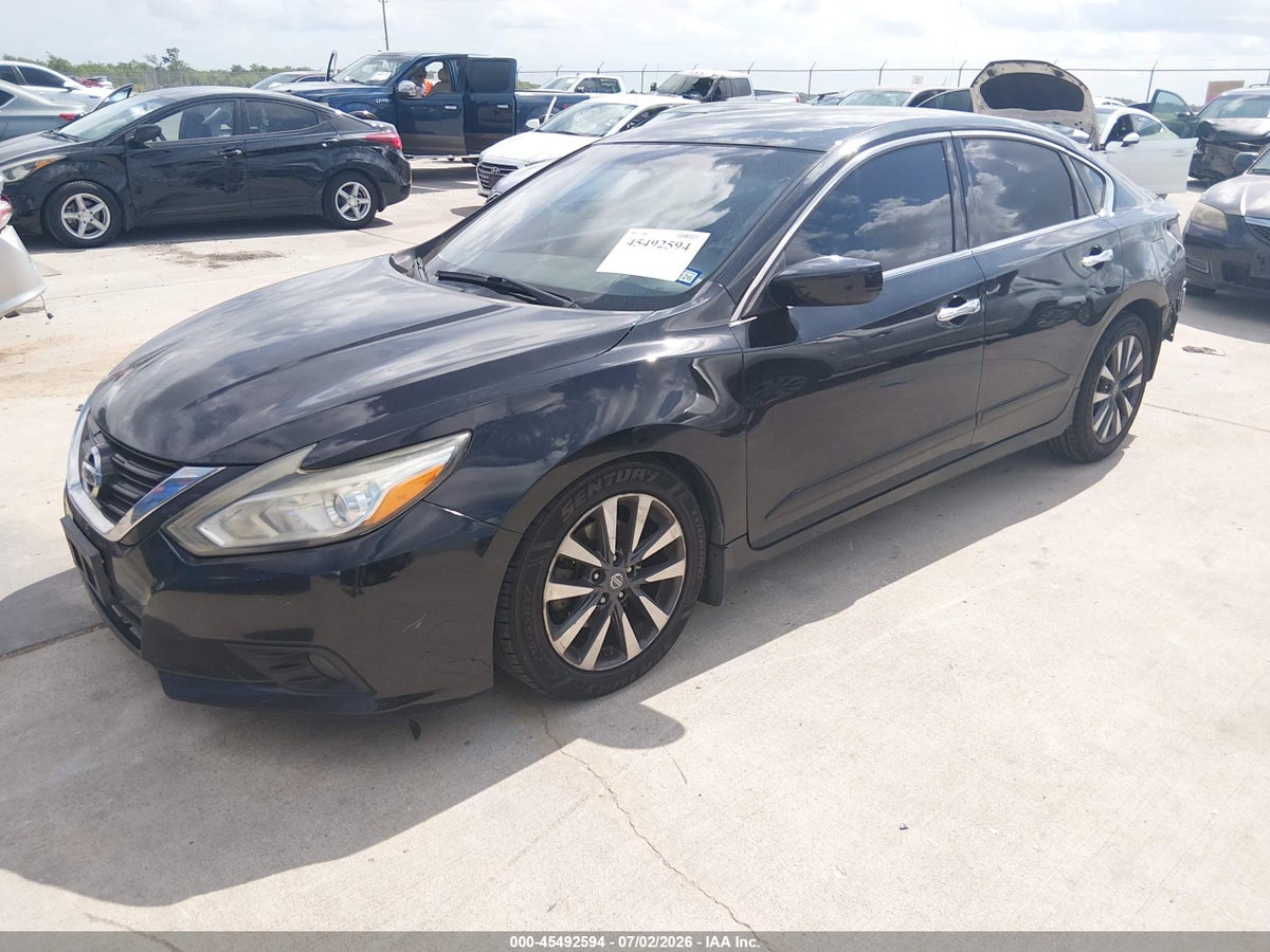 2017 NISSAN ALTIMA 2.5 SV — снимка 2