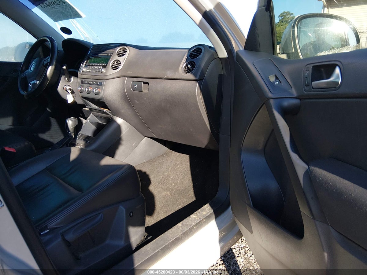 2013 VOLKSWAGEN TIGUAN S — снимка 5