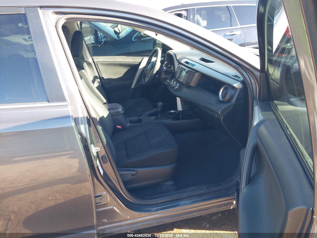 2016 TOYOTA RAV4 LE — снимка 5