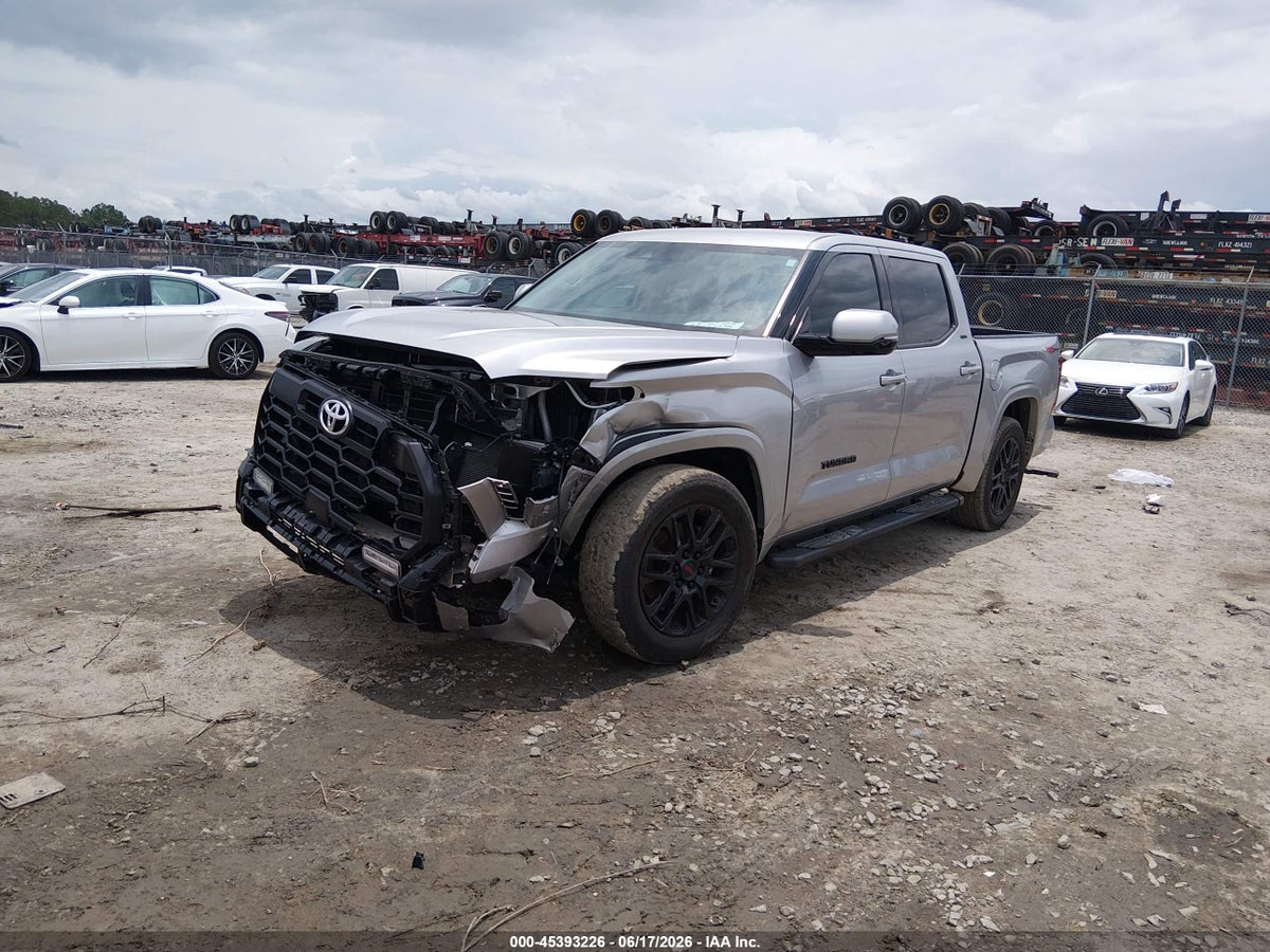 2023 TOYOTA TUNDRA SR5 — снимка 2