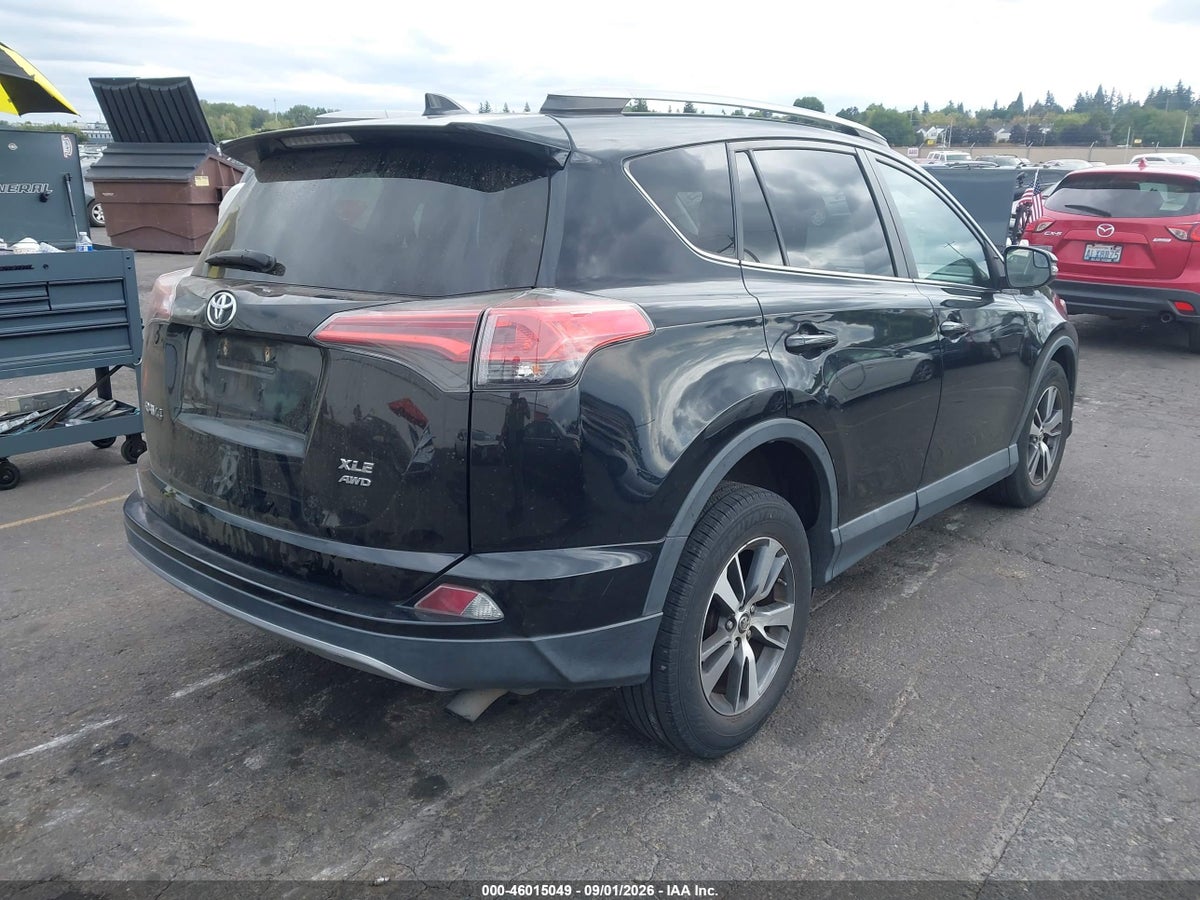 2017 TOYOTA RAV4 XLE — снимка 4