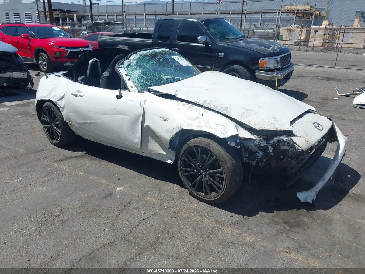 2025 MAZDA MX-5 MIATA CLUB