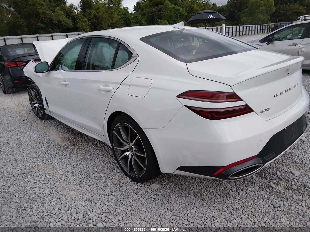 2026 GENESIS G70 2.5T RWD — снимка 3
