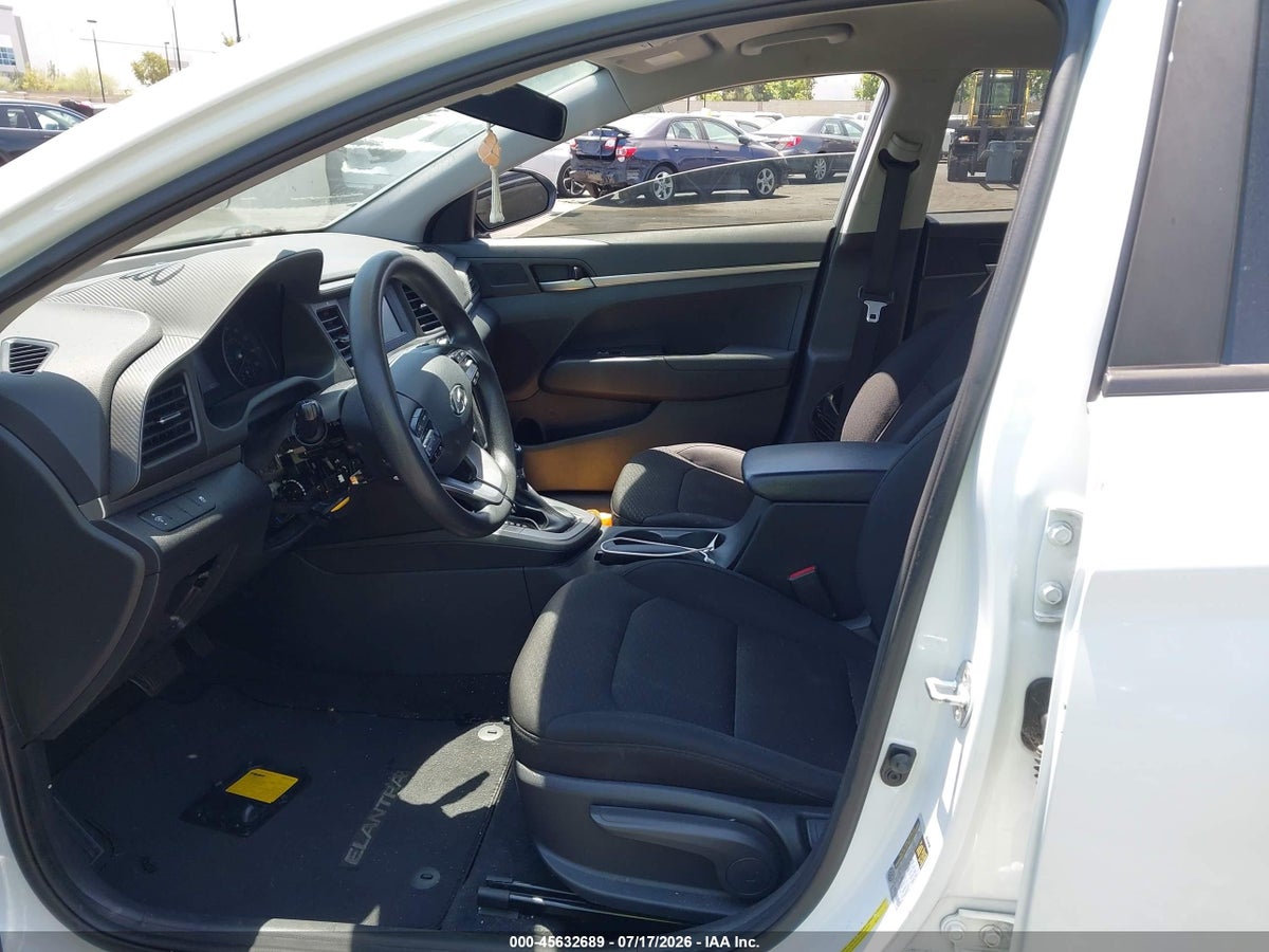 2019 HYUNDAI ELANTRA SE — снимка 5