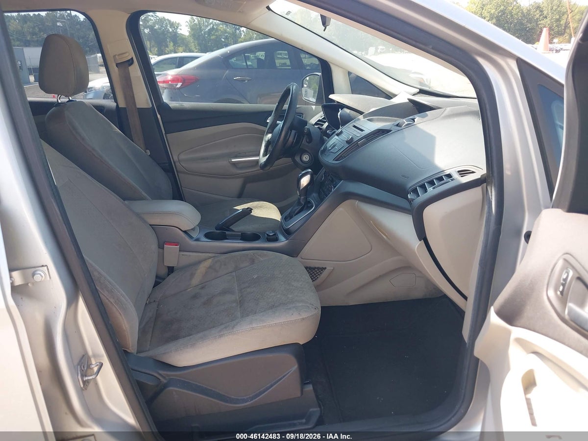 2017 FORD C-MAX HYBRID SE — photo 5