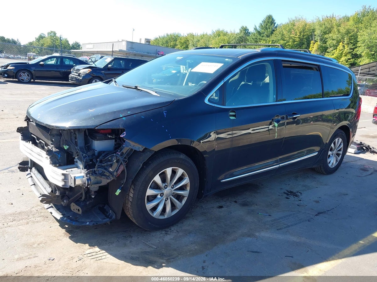 2018 CHRYSLER PACIFICA TOURING L — снимка 2