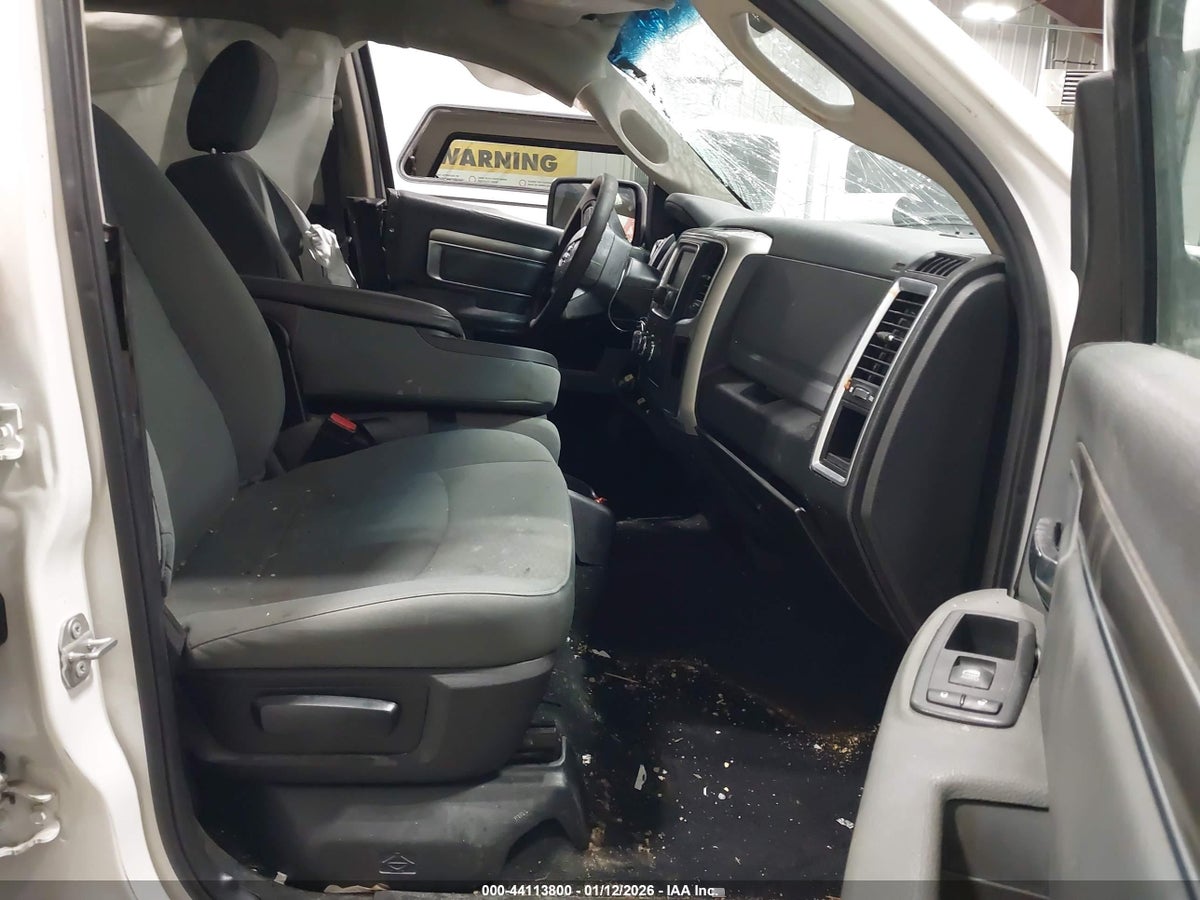 2019 RAM 1500 CLASSIC SLT 4X4 6'4 BOX — снимка 5