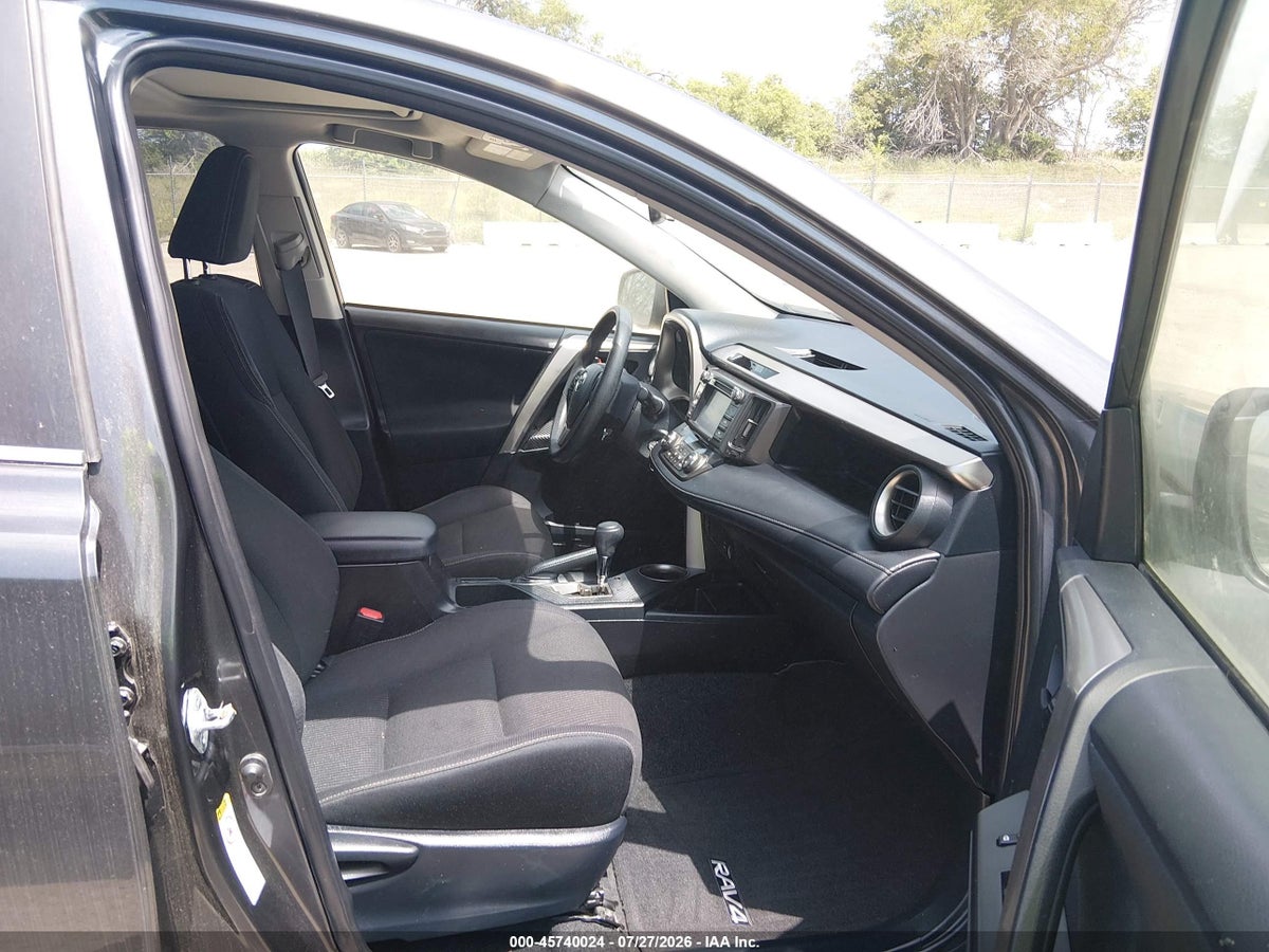 2013 TOYOTA RAV4 XLE — снимка 5