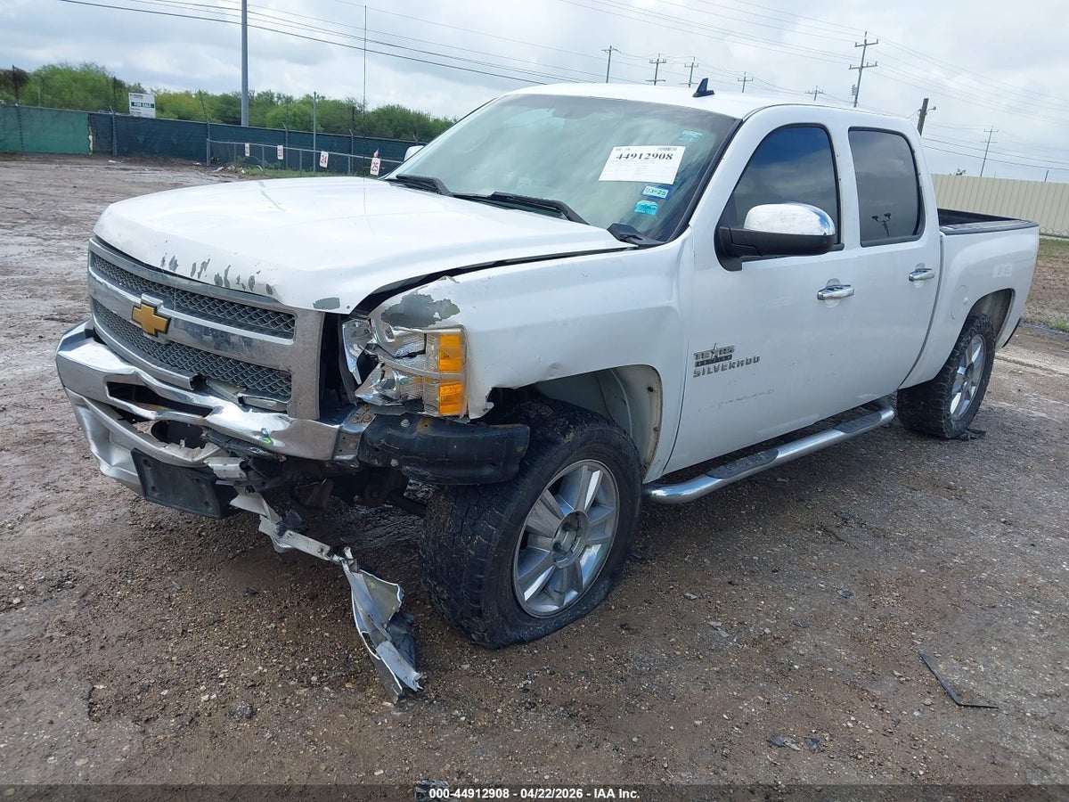 2013 CHEVROLET SILVERADO 1500 LT — снимка 2