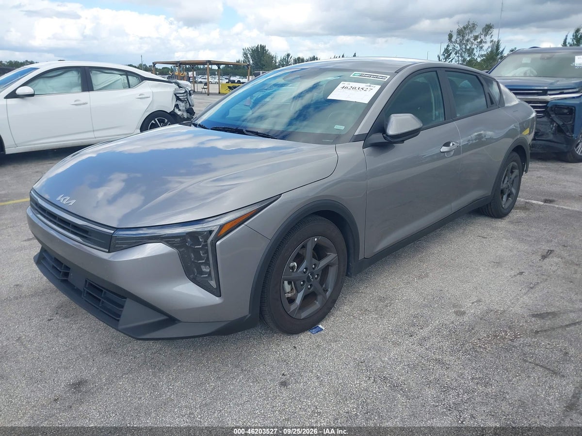 2026 KIA K4 LXS — photo 2