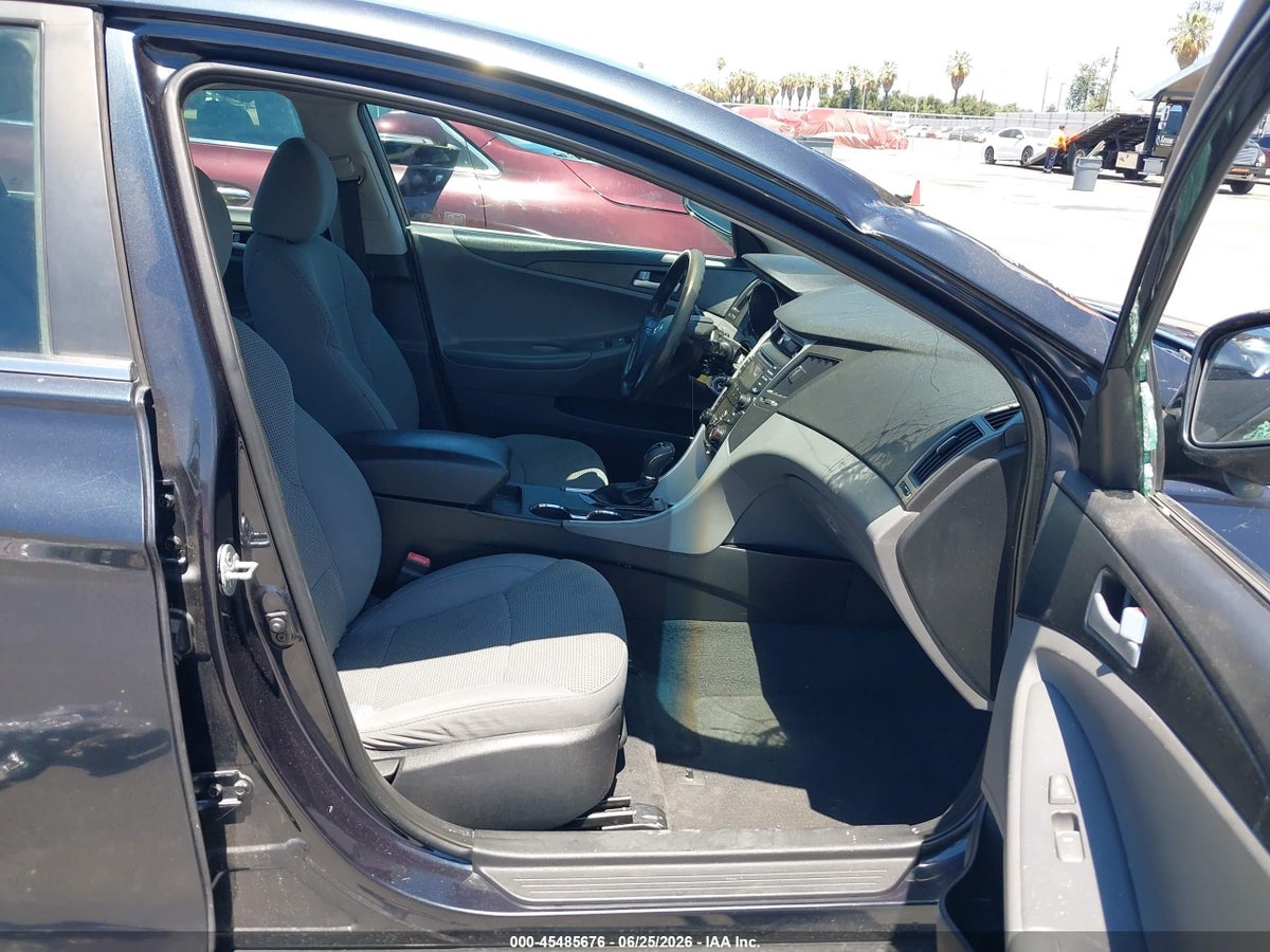 2013 HYUNDAI SONATA GLS — снимка 5