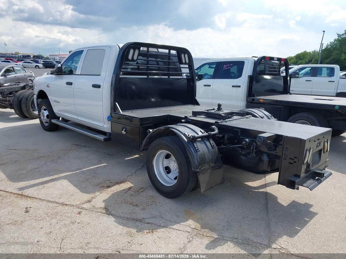 2022 RAM 3500 CHASSIS TRADESMAN/SLT/LARAMIE/LIMITED — снимка 3