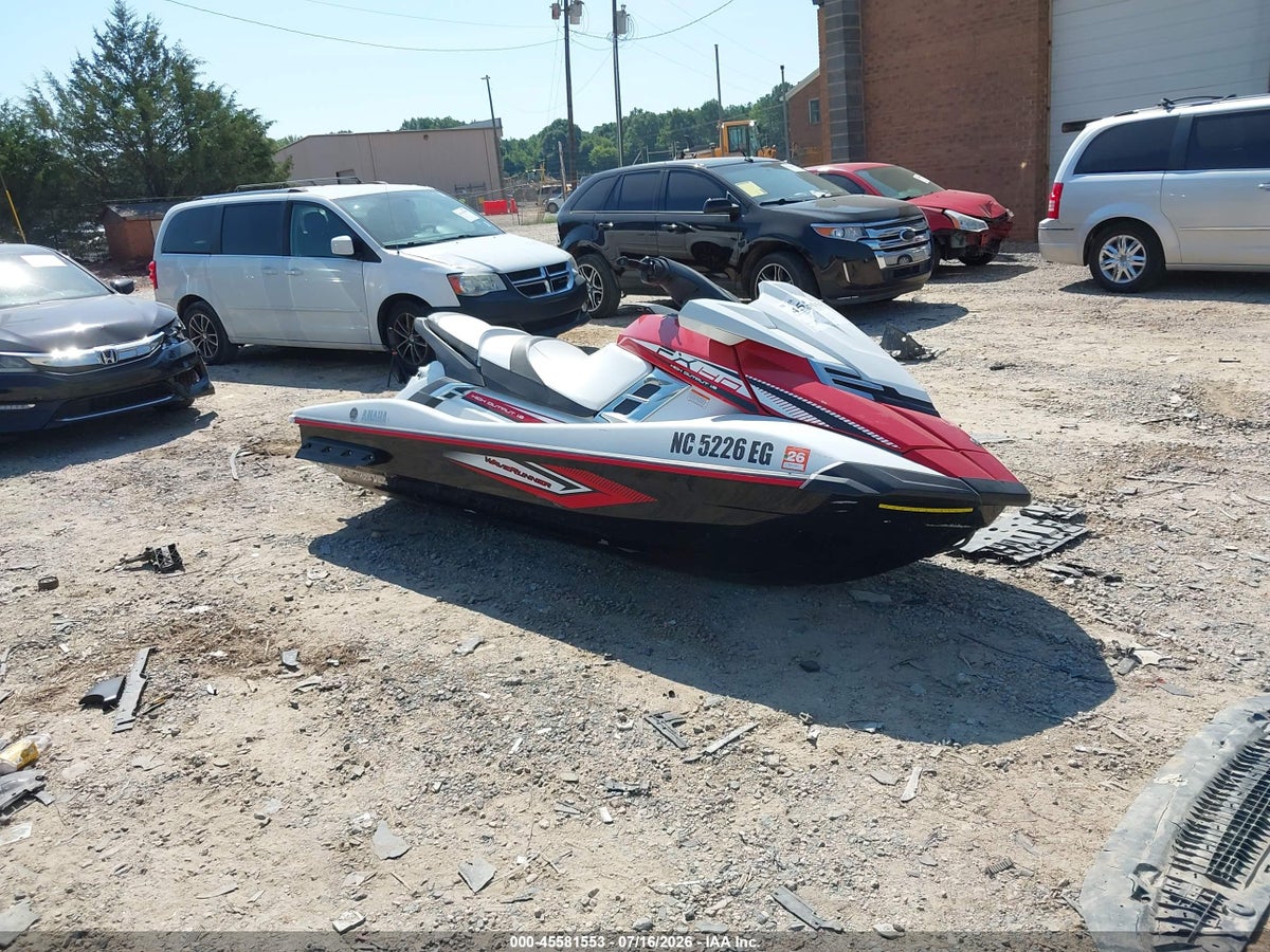 2017 YAMAHA FXHO