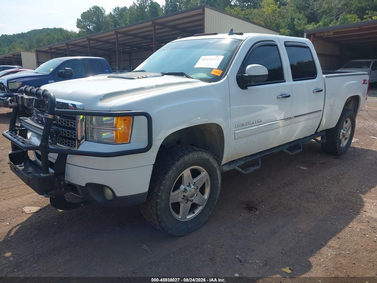 2013 GMC SIERRA 2500HD DENALI — снимка 2