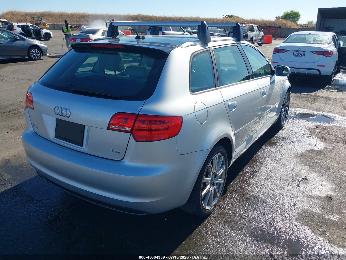 2013 AUDI A3 2.0 TDI PREMIUM — снимка 4
