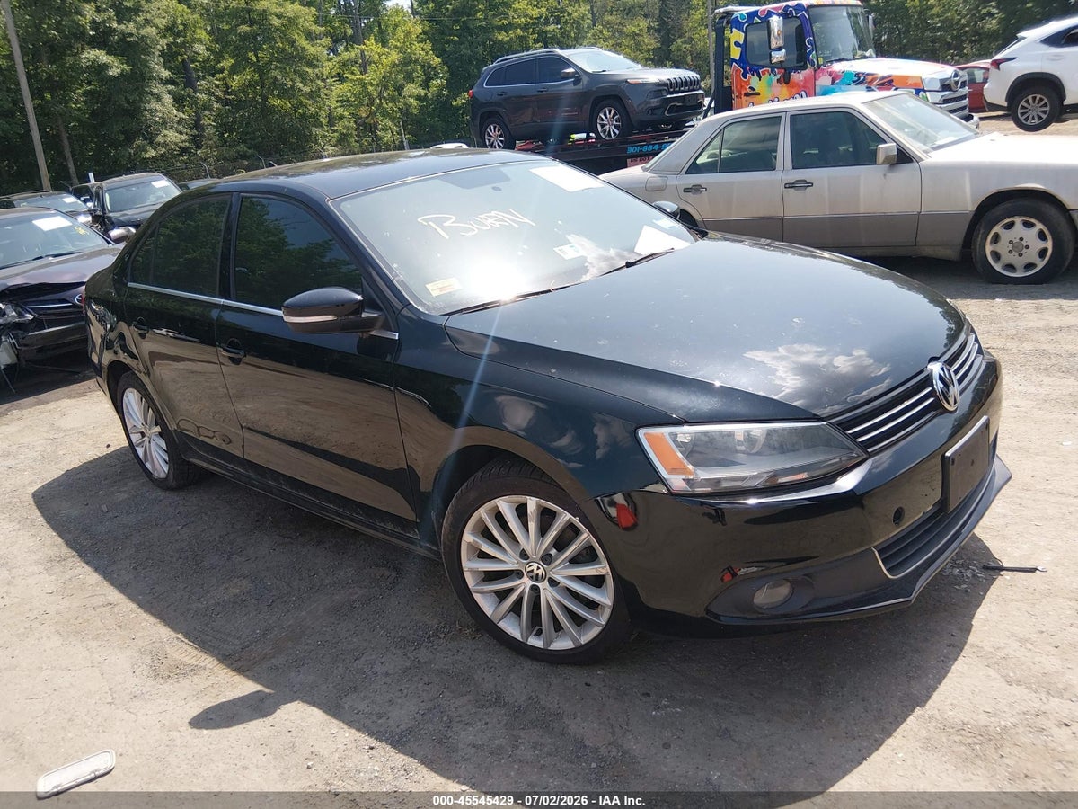 2013 VOLKSWAGEN JETTA 2.5L SEL