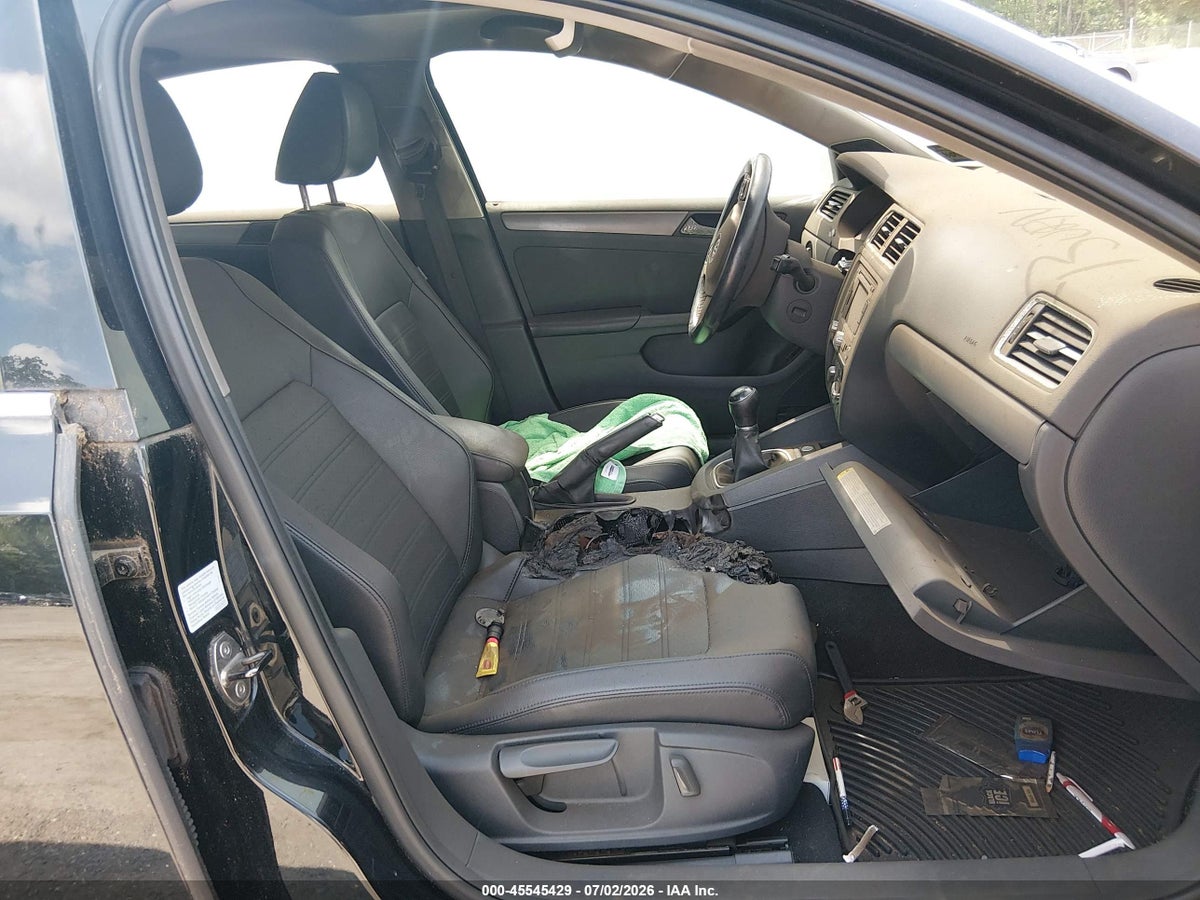 2013 VOLKSWAGEN JETTA 2.5L SEL — снимка 5