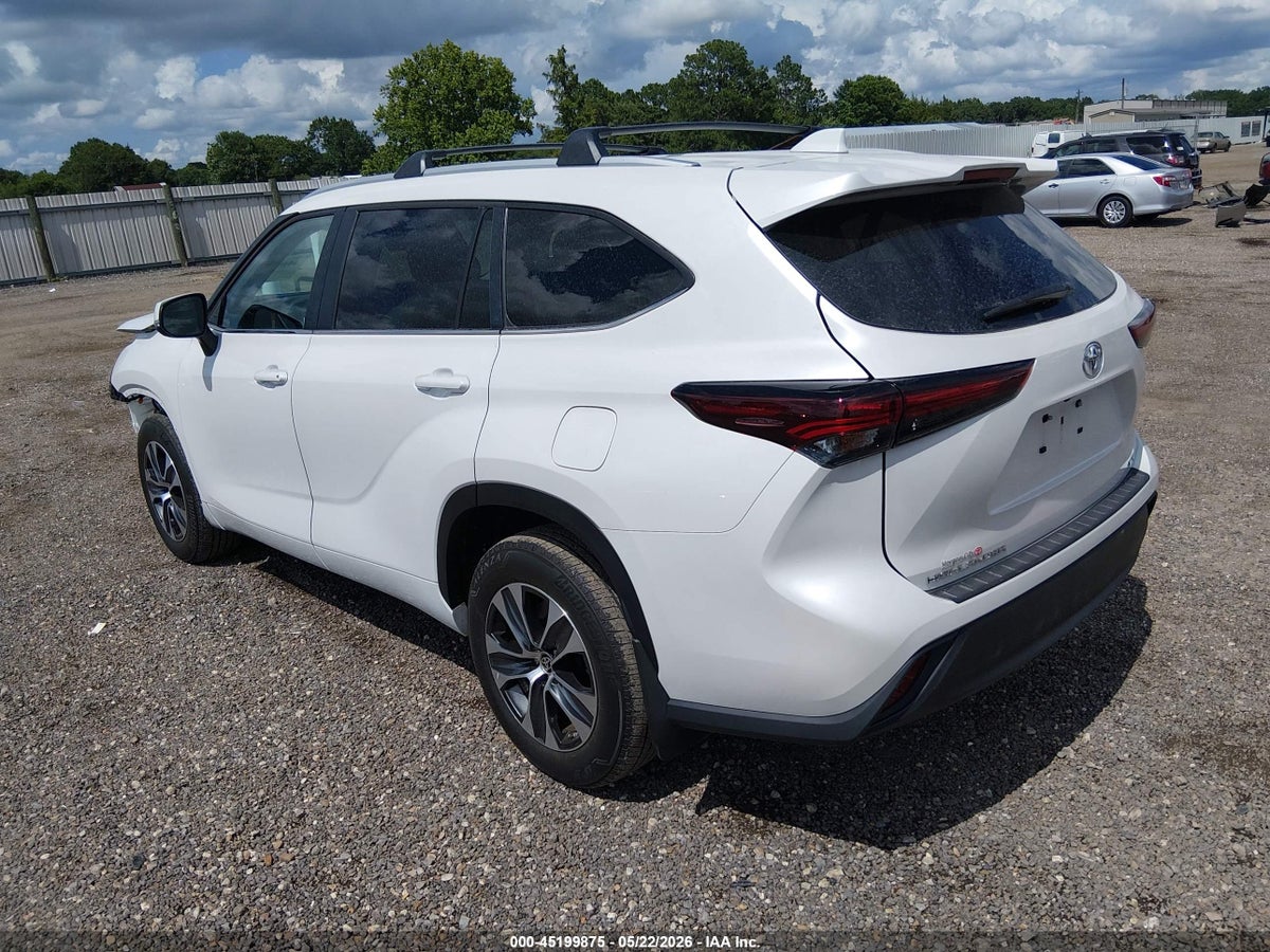 2024 TOYOTA HIGHLANDER XLE — снимка 3