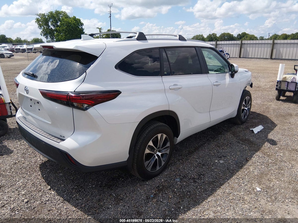 2024 TOYOTA HIGHLANDER XLE — снимка 4