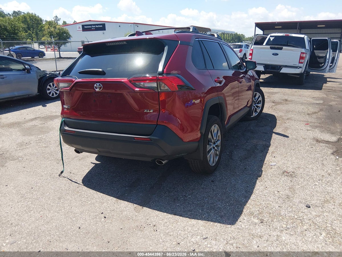 2024 TOYOTA RAV4 XLE PREMIUM — снимка 4
