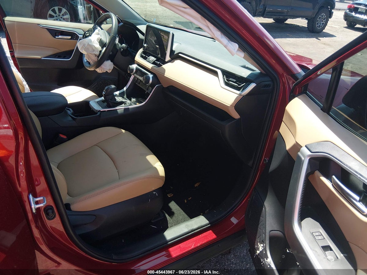 2024 TOYOTA RAV4 XLE PREMIUM — снимка 5