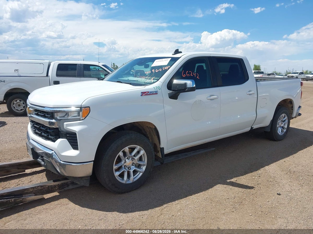2023 CHEVROLET SILVERADO 1500 4WD STANDARD BED LT — снимка 2