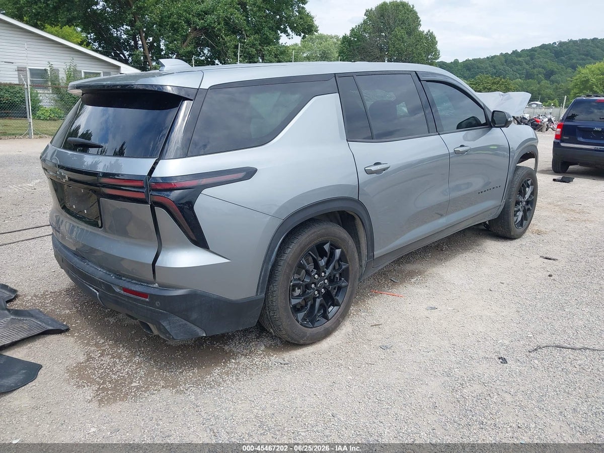 2024 CHEVROLET TRAVERSE AWD LS — снимка 4
