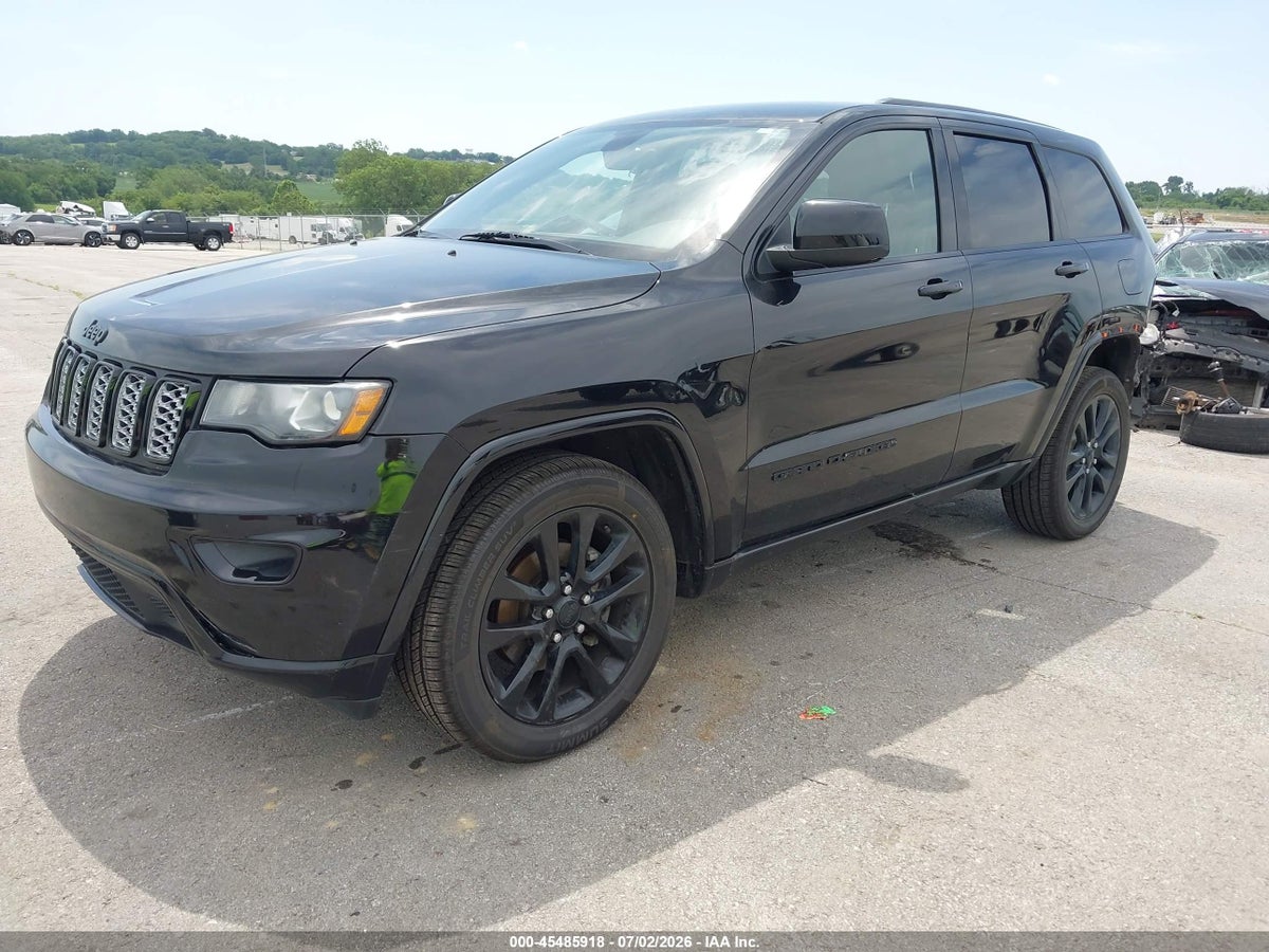 2017 JEEP GRAND CHEROKEE ALTITUDE 4X4 — снимка 2