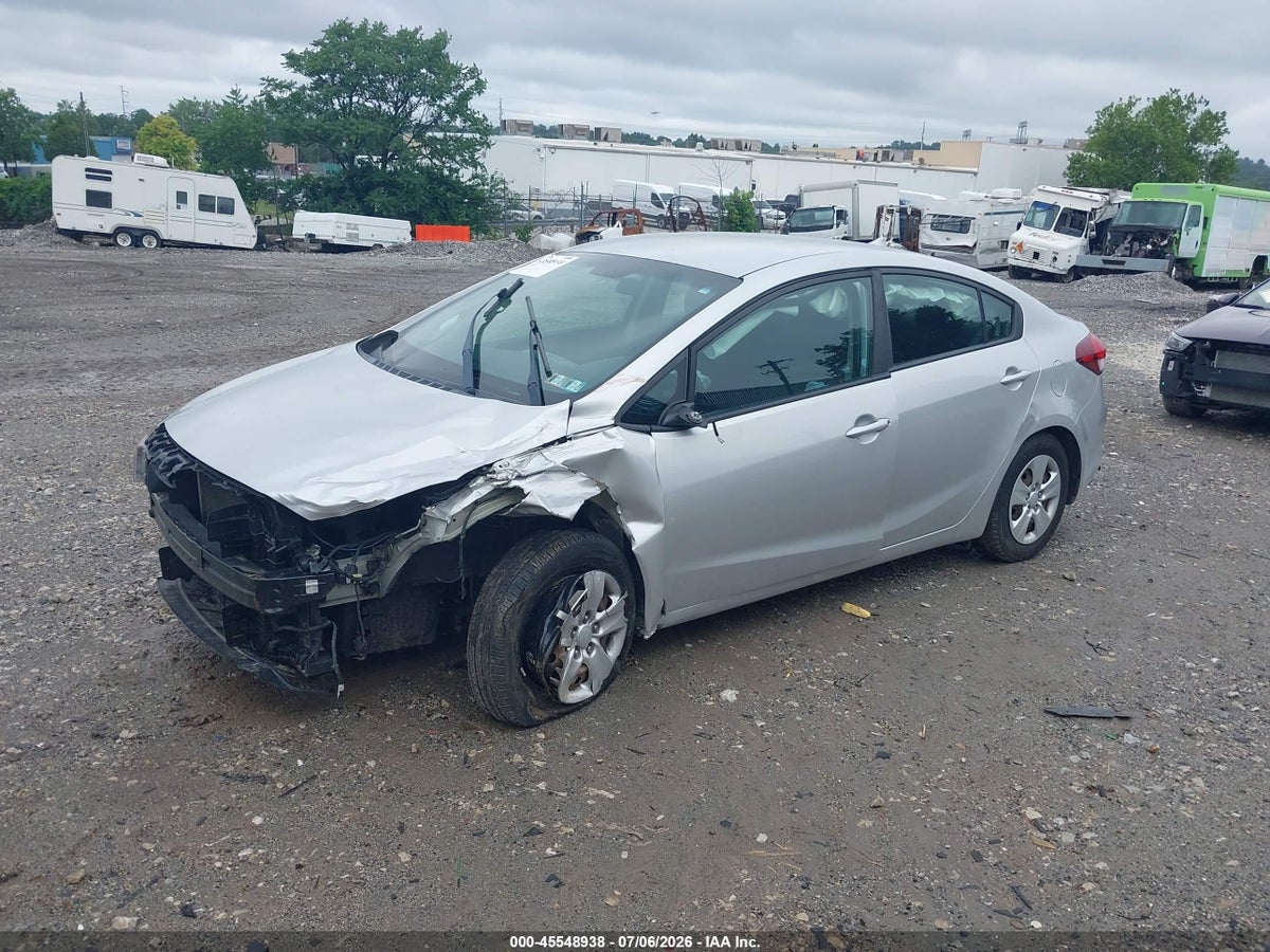 2017 KIA FORTE LX — снимка 2
