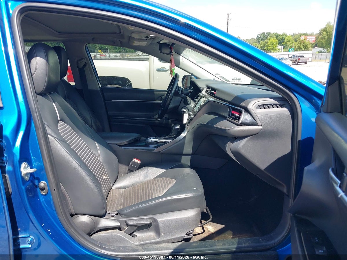 2019 TOYOTA CAMRY SE — снимка 5