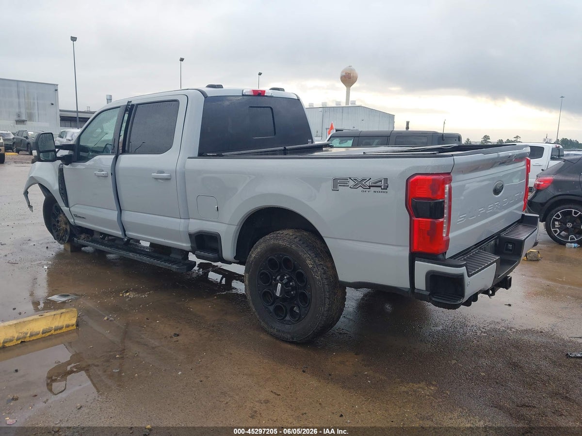 2026 FORD F-250 LARIAT — снимка 3