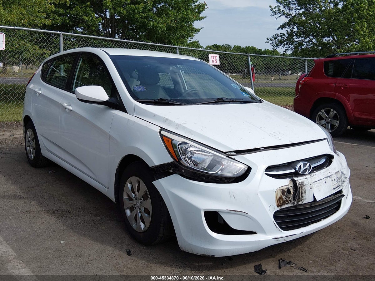 2016 HYUNDAI ACCENT SE