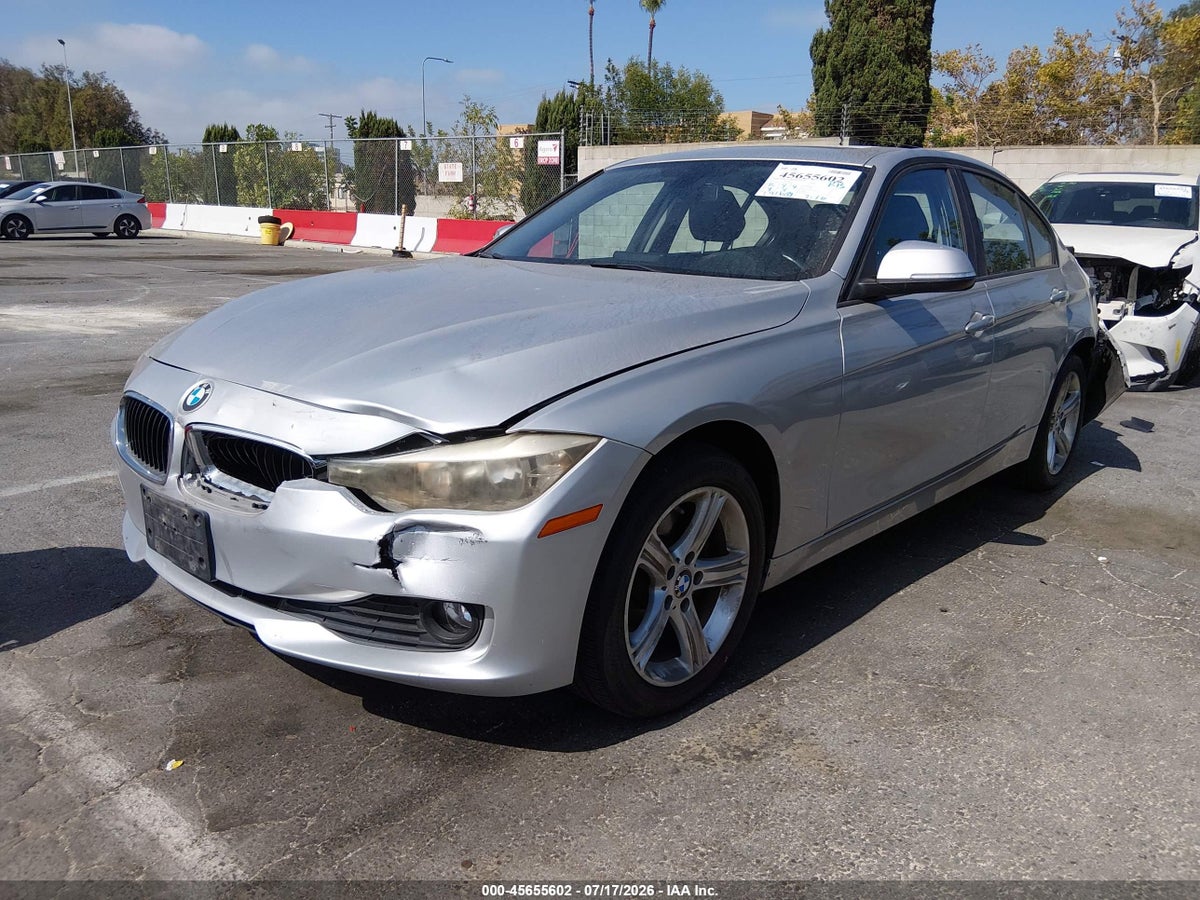 2015 BMW 320I — снимка 2