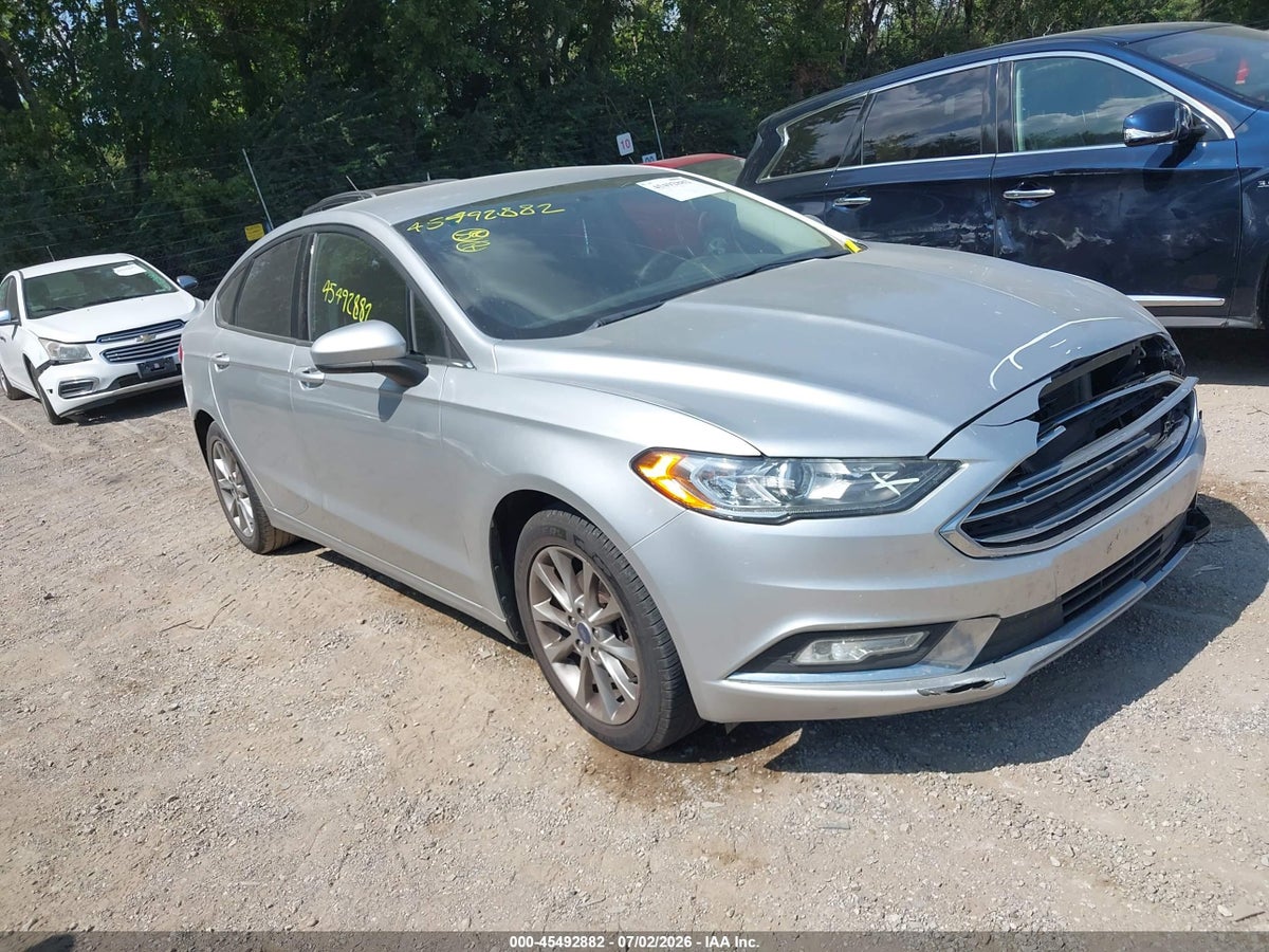 2017 FORD FUSION SE