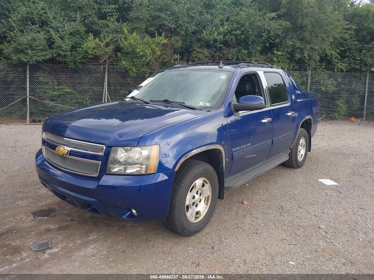 2013 CHEVROLET AVALANCHE LT — снимка 2