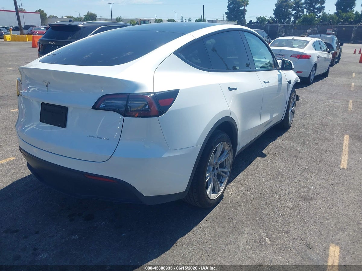 2023 TESLA MODEL Y AWD/LONG RANGE DUAL MOTOR ALL-WHEEL DRIVE — снимка 4