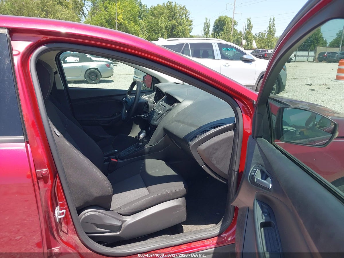 2017 FORD FOCUS SE — снимка 5