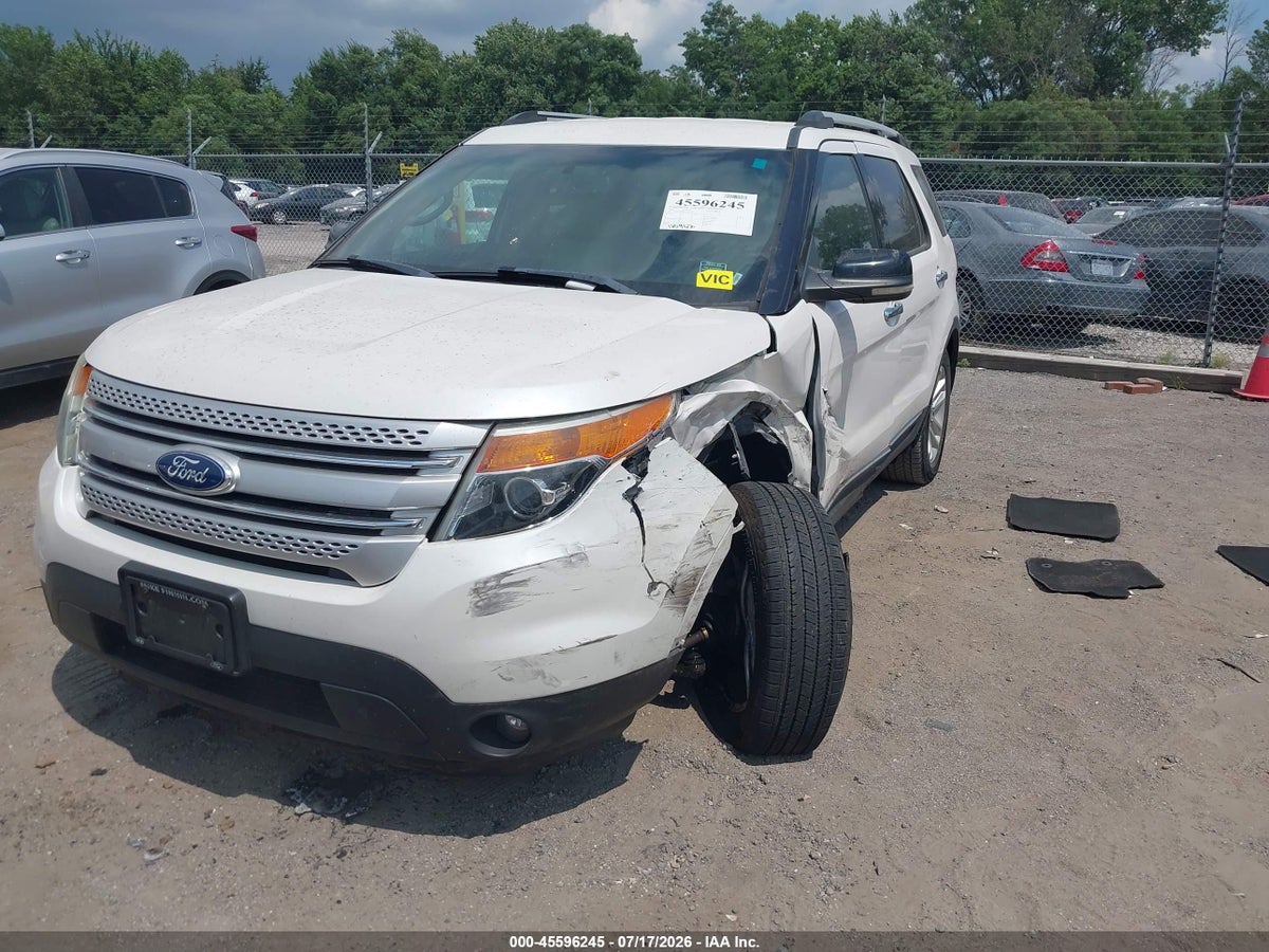 2011 FORD EXPLORER XLT — снимка 2