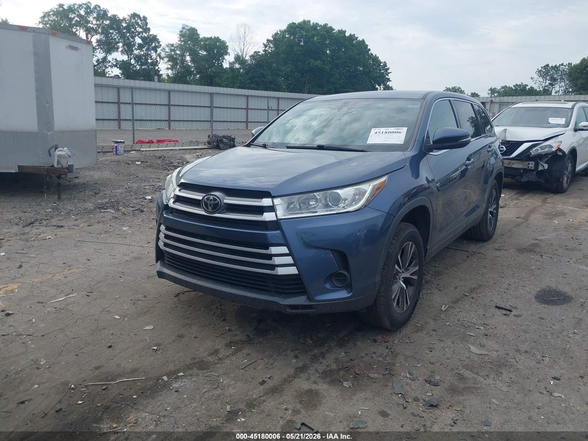 2019 TOYOTA HIGHLANDER LE — снимка 2