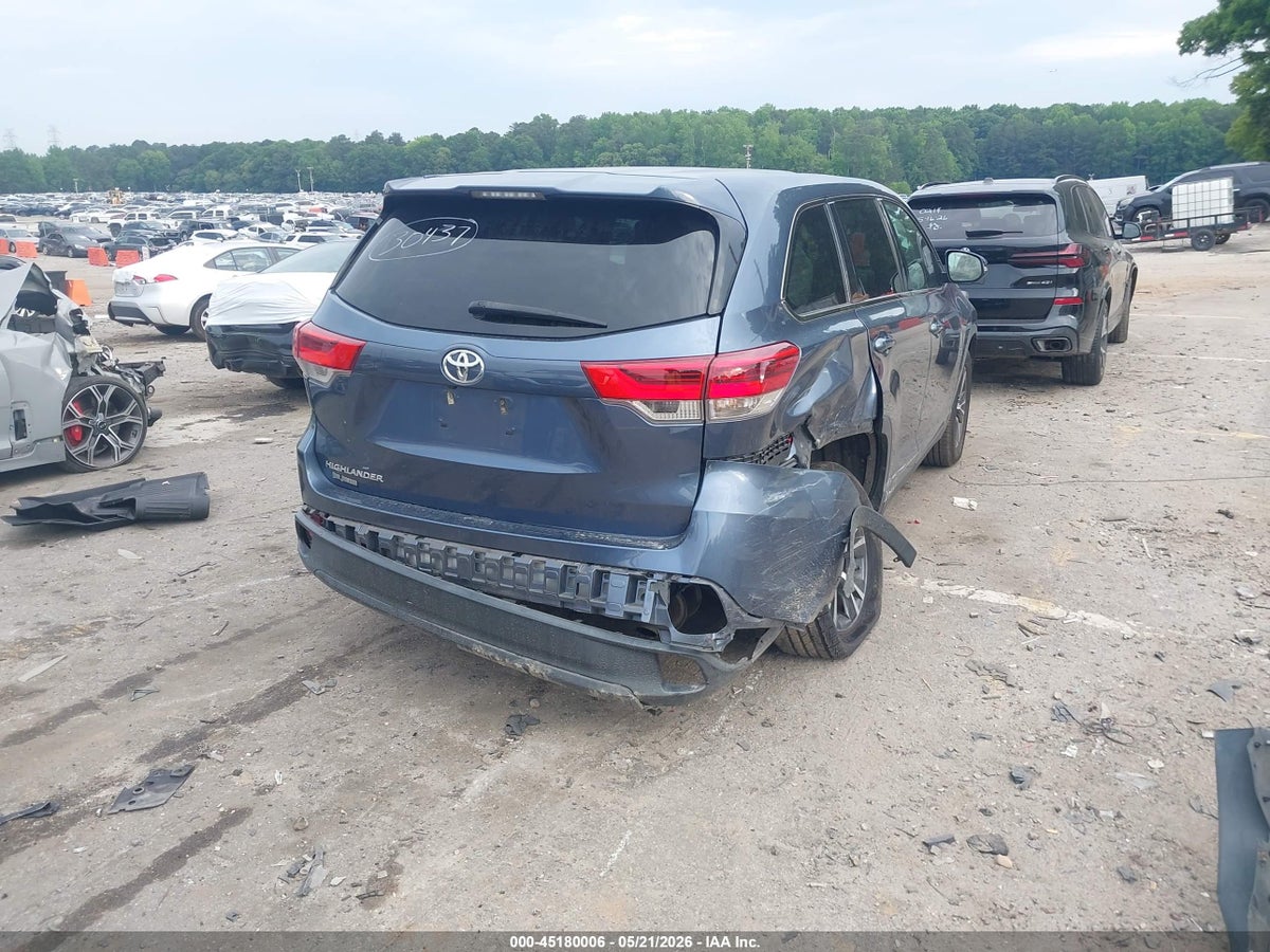 2019 TOYOTA HIGHLANDER LE — снимка 4
