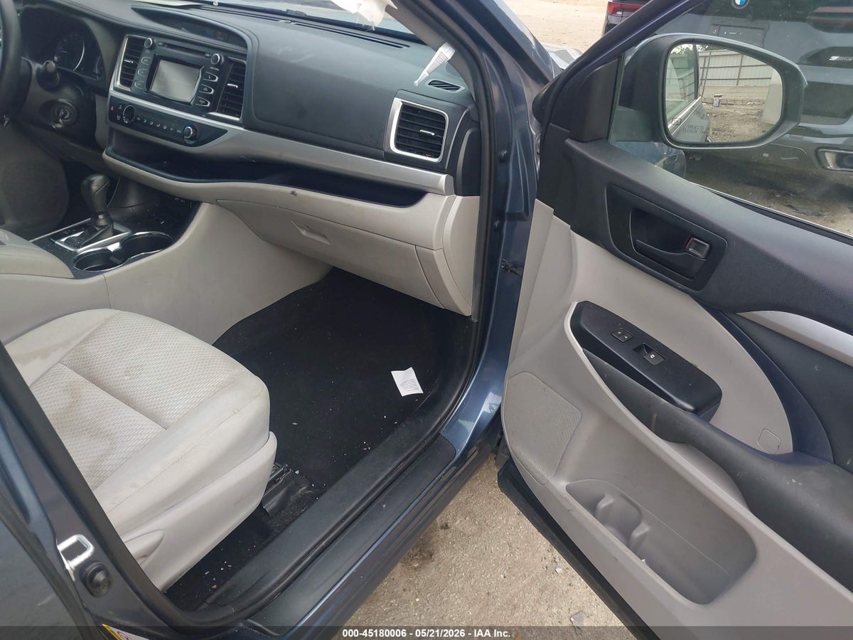 2019 TOYOTA HIGHLANDER LE — снимка 5